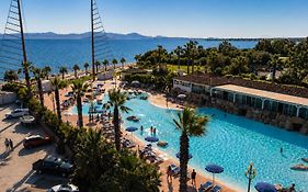 Phi Hotel Sighientu